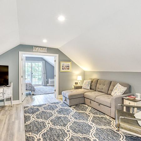 Benton Harbor Apt With Balcony And Shared Fire Pit Екстериор снимка