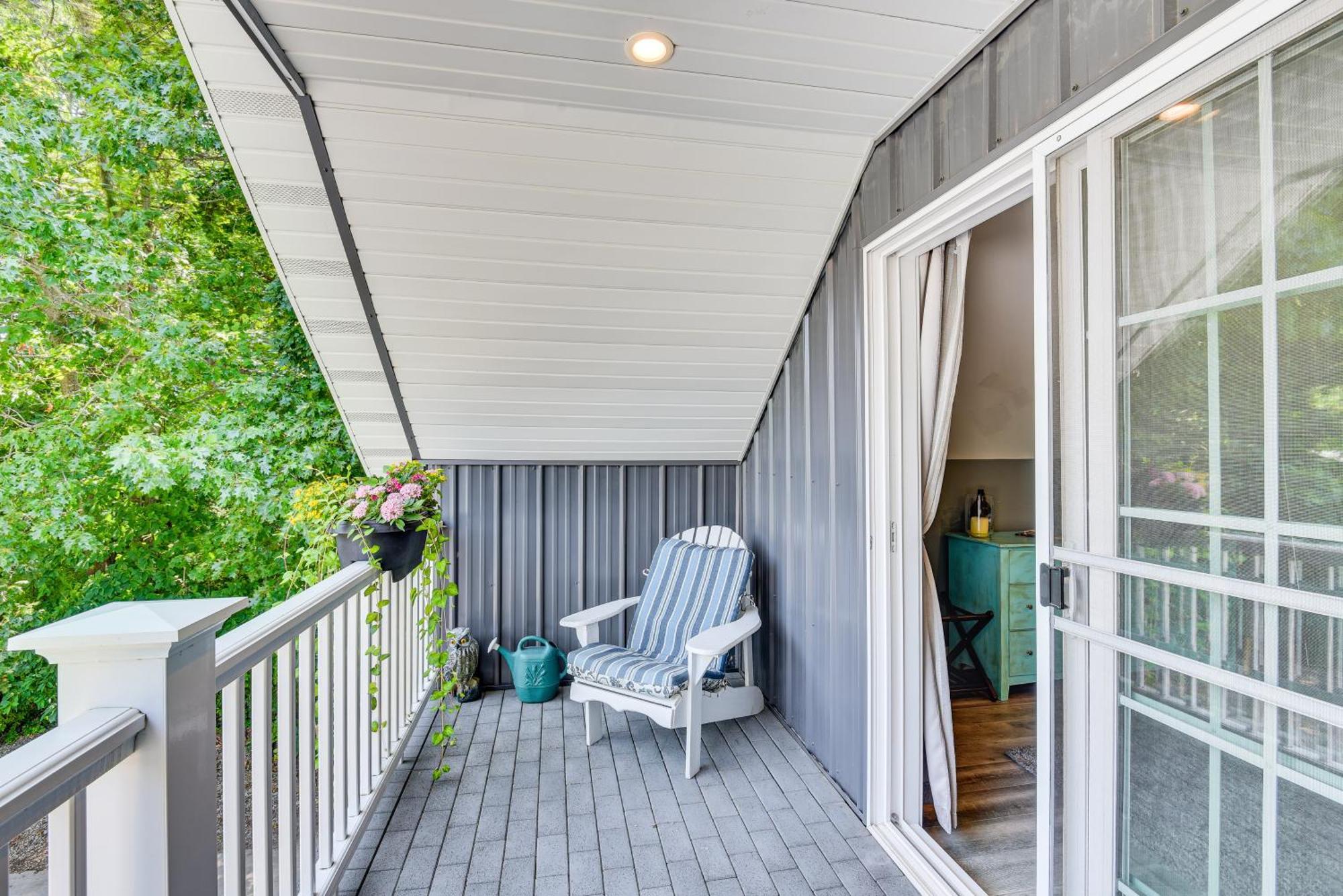 Benton Harbor Apt With Balcony And Shared Fire Pit Екстериор снимка